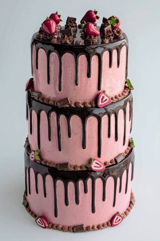 Ceramic cake sculpture with three tiers